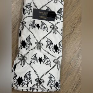 Rachel Black and White Bat Throw Blanket